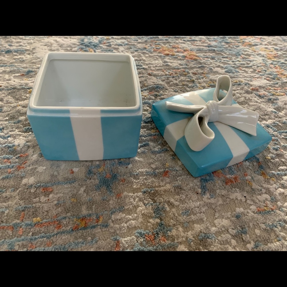 Tiffany trinket box